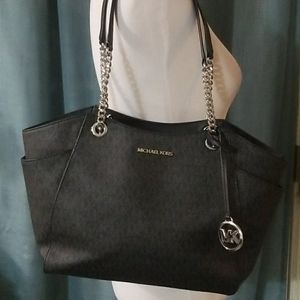 Michael Kors Large Chain Shoulder Tote